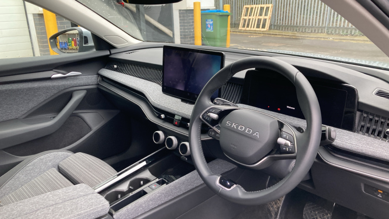 Skoda Superb 2.0 TDI SE Technology 5dr DSG Diesel Estate